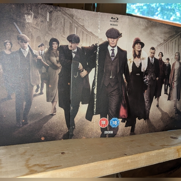 Peaky Blinders Complete Series 1-5 - Picture 4 of 6